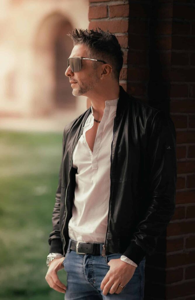 franky about us crop