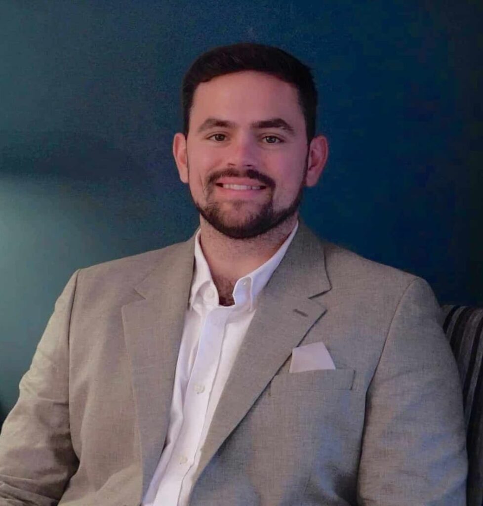 Tux Pic 1 E1769688779154 978x1024